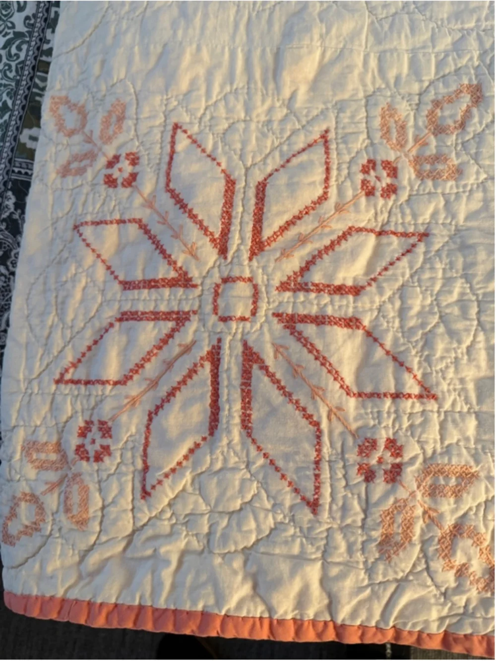 Vintage Handmade Quilt Hand Quilted Embroidered Floral Star 79x90 Full Queen Cot